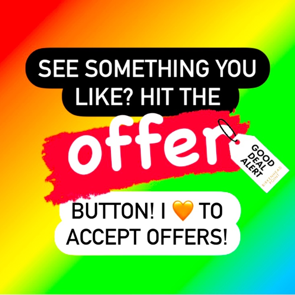 DEAL ALERT! See something you like? Send me an offer! I 🧡to accept offers!